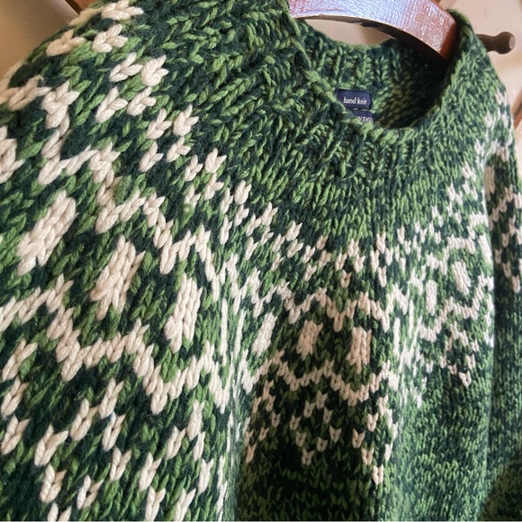 ✨SOLD✨Vintage 90’s American Eagle Hand Knitted Sweater - Picture 4 of 7